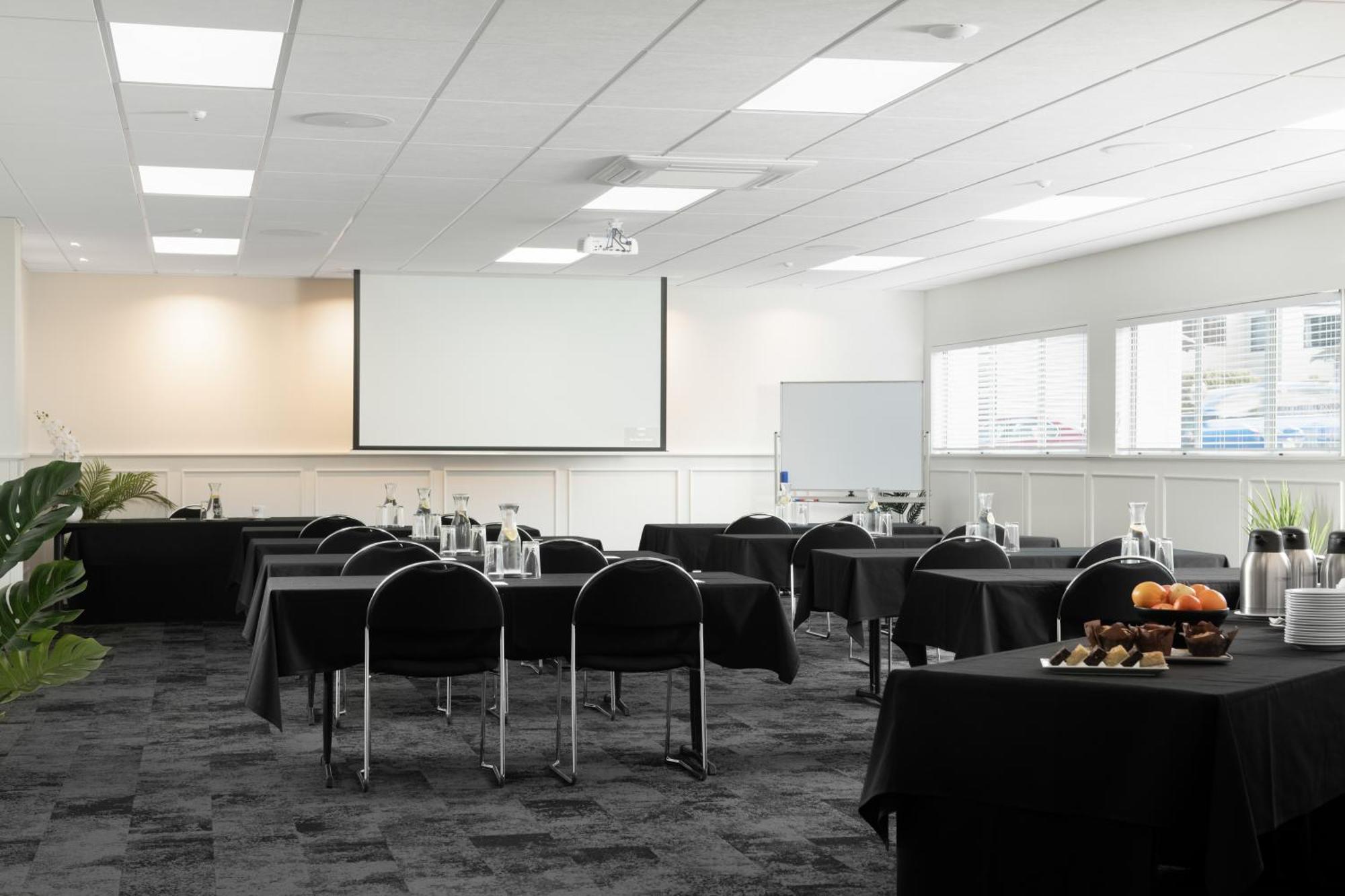 טאורנגה Hotel Armitage And Conference Centre מראה חיצוני תמונה