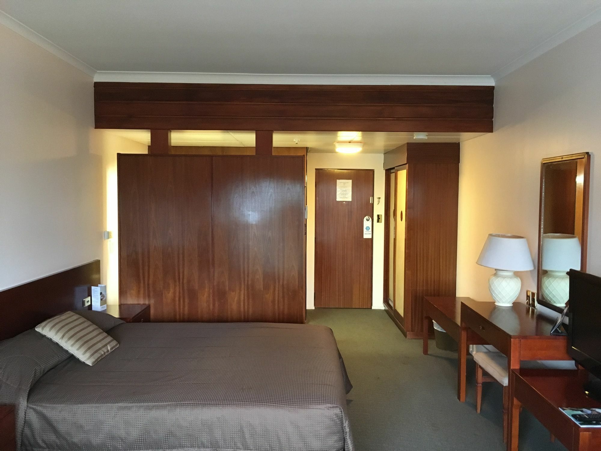 טאורנגה Hotel Armitage And Conference Centre מראה חיצוני תמונה